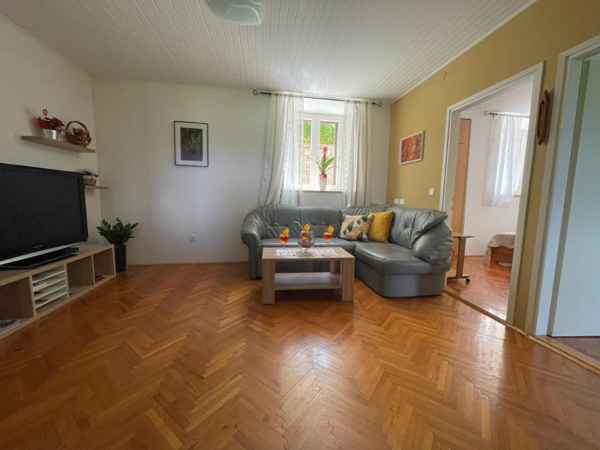 Apartment Kastel Pazin Ngoại thất bức ảnh